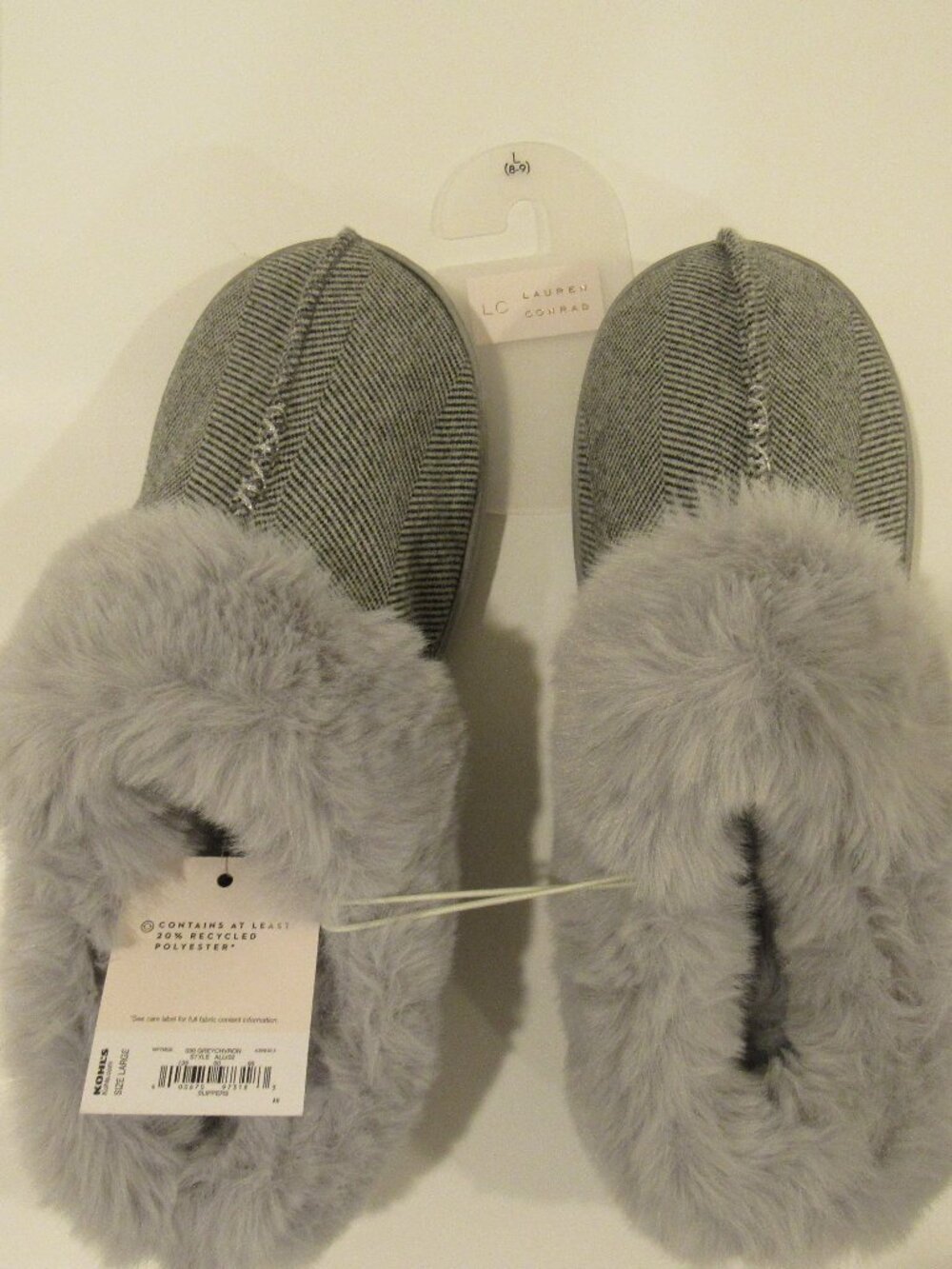 NEW $30 LAUREN CONRAD SLIPPERS SIZE LARGE (8-9)